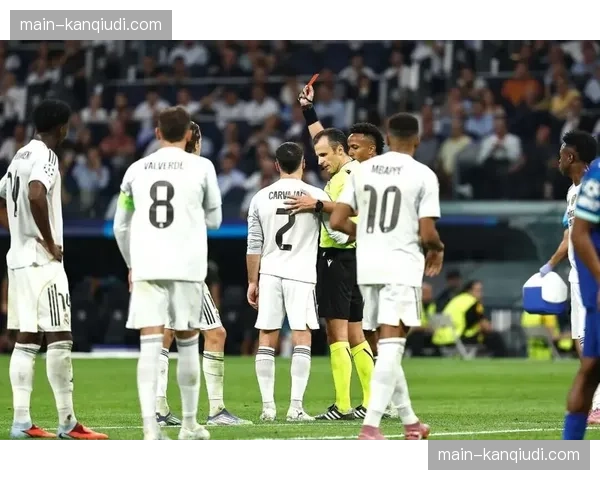 姆巴佩点球魔咒与维尼修斯成长烦恼:皇马双骄组合化学反应待提升 姆巴佩点球魔咒与维尼修斯成长烦恼:皇马双骄组合化学反应待提升