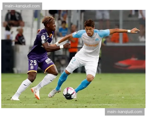 图卢兹1-1战平巴黎FC，两队各取一分保级形势依旧胶着